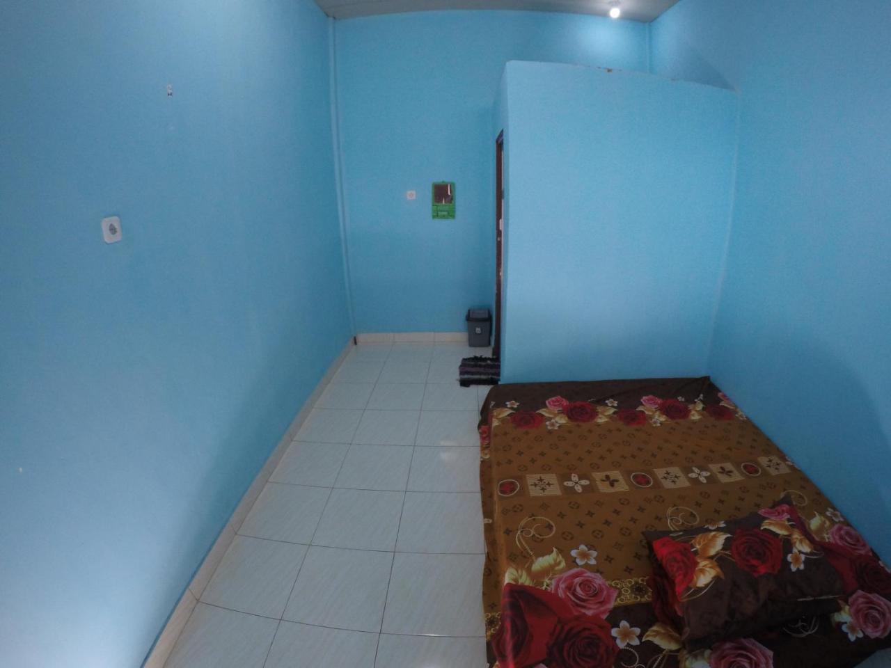 Penginapan Asidik ビラ エクステリア 写真